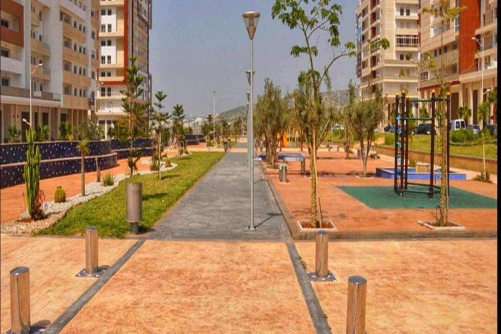 Large T3 Piscine Au Coeur D'agadir Appartement *