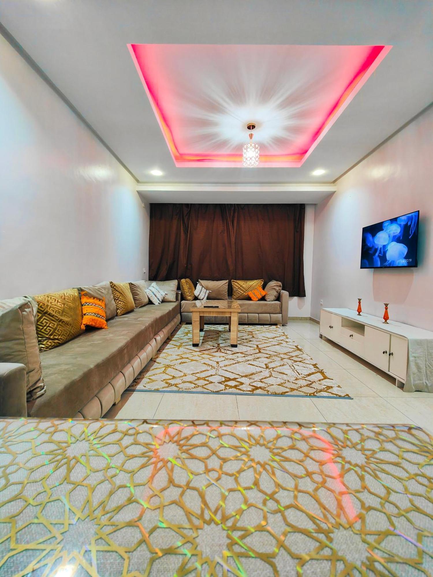 Large T3 Piscine Au Coeur D'agadir Appartement